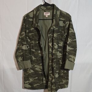 Arizona Jean Co Womens Camo Jean Jacket.